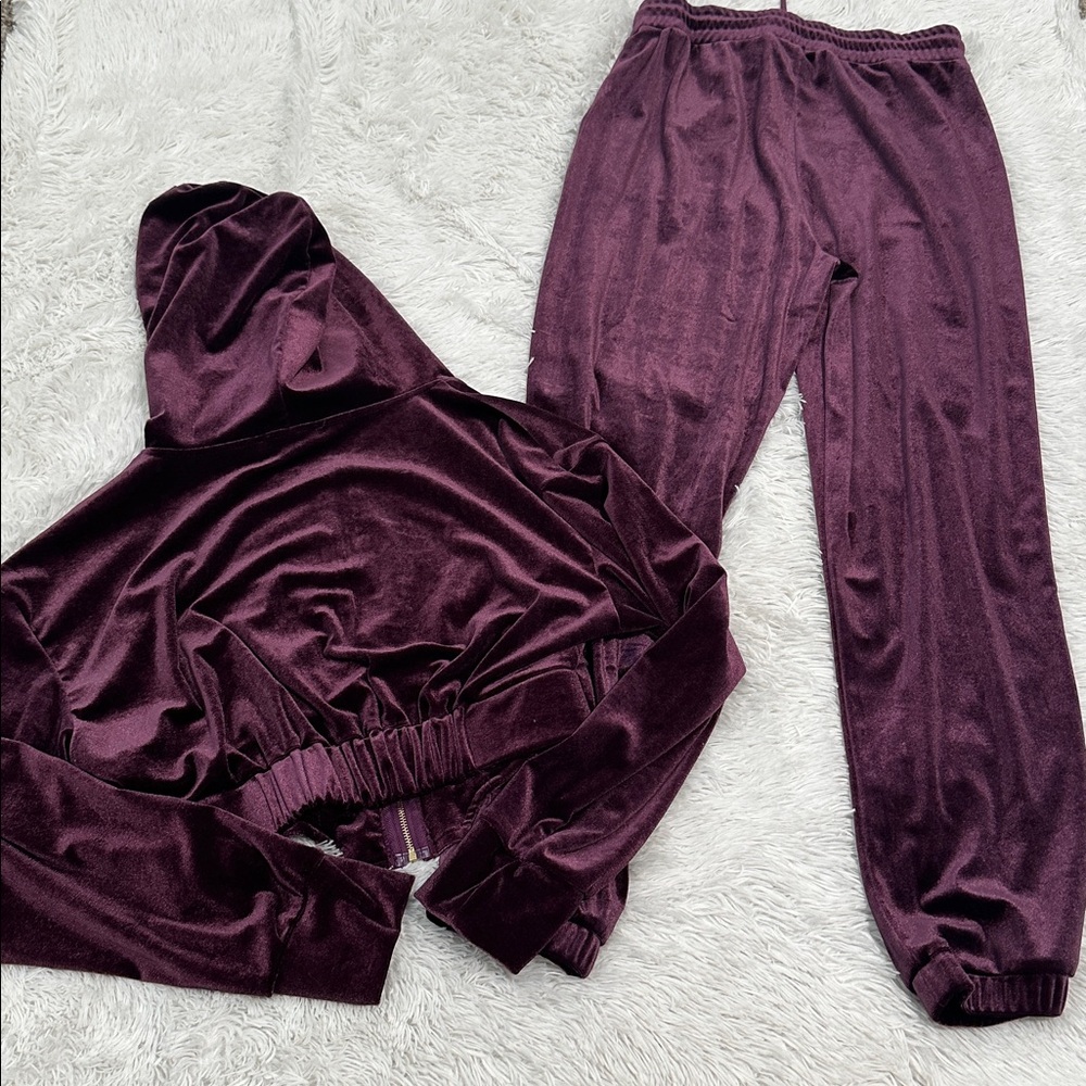 🍋 Haute Monde Velour Jogger Set - Picture 2 of 4